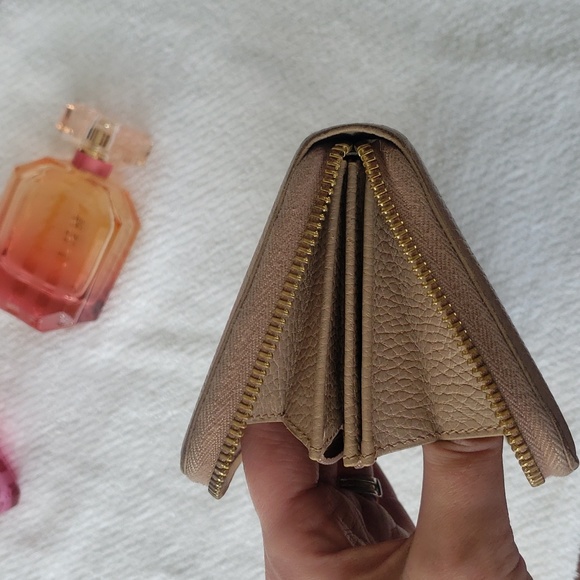 Gucci Marmont zippy long wallet - Picture 7 of 16